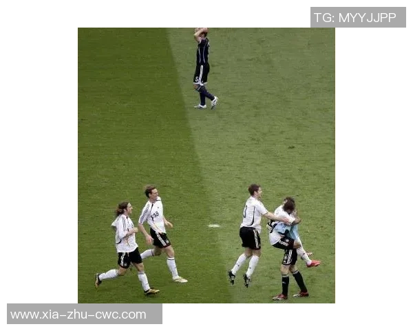 铁杆足球球迷的热情与坚持如何影响球队发展与文化传承